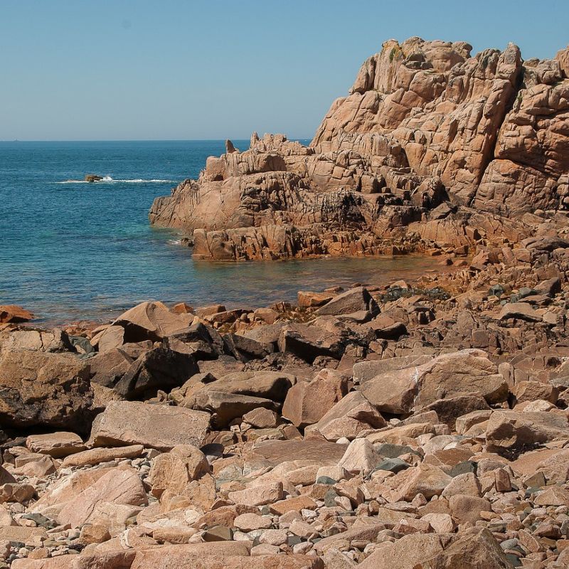 Côte de Granit Rose rocher GR34